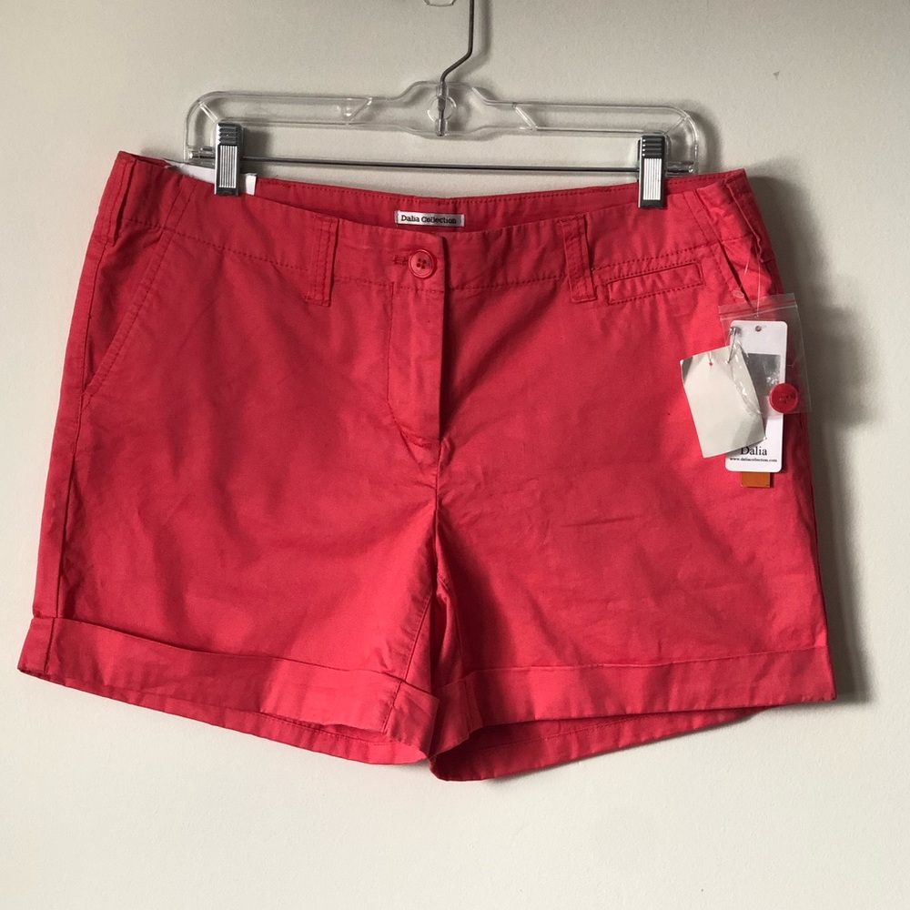 NWT Dalia Collection ‘City Fit’ pink shorts - size 12